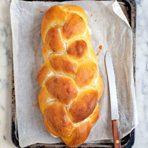 Braided challah bread