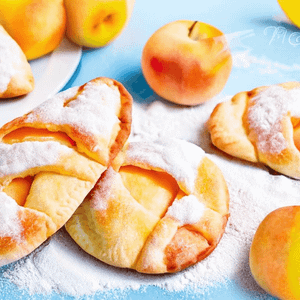 Peach hand pies