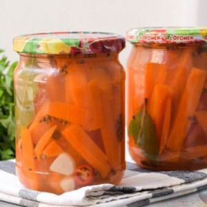 Marinated Carrots without Vinegar (for Winter)